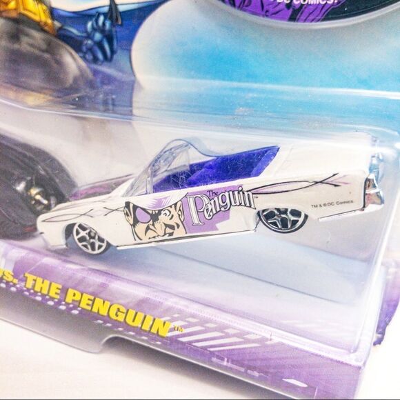 NIB 2003 Hot Wheels Batman Vs. The Penguin Gift Collectible Toy - Picture 7 of 8